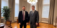 Вопросы развития региона Виталий Хоценко обсудил с заместителем руководителя Администрации Президента РФ Максимом Орешкиным - Газета Ваша звезда