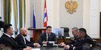 Виталию Хоценко представили нового заместителя начальника Западно-Сибирской железной дороги по Омскому региону - Газета Ваша звезда