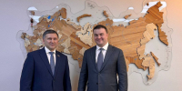 В столице состоялась рабочая встреча губернатора Виталия Хоценко с Дмитрием Кобылкиным - Газета Ваша звезда