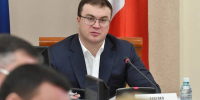 Программу содействия в Омской области занятости участников СВО утвердил Виталий Хоценко - Газета Ваша звезда