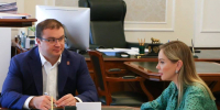 Виталий Хоценко и Анна Полежаева обсудили реализацию совместных проектов, направленных на укрепление межнациональных отношений - Газета Ваша звезда
