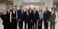 Виталий Хоценко и Валентин Пармон рассмотрели вопросы реализации научных проектов в Омской области - Газета Ваша звезда